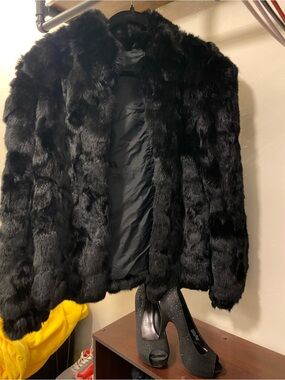 Black Faux Fur Coat - Women's Luxurious Winter Jacket